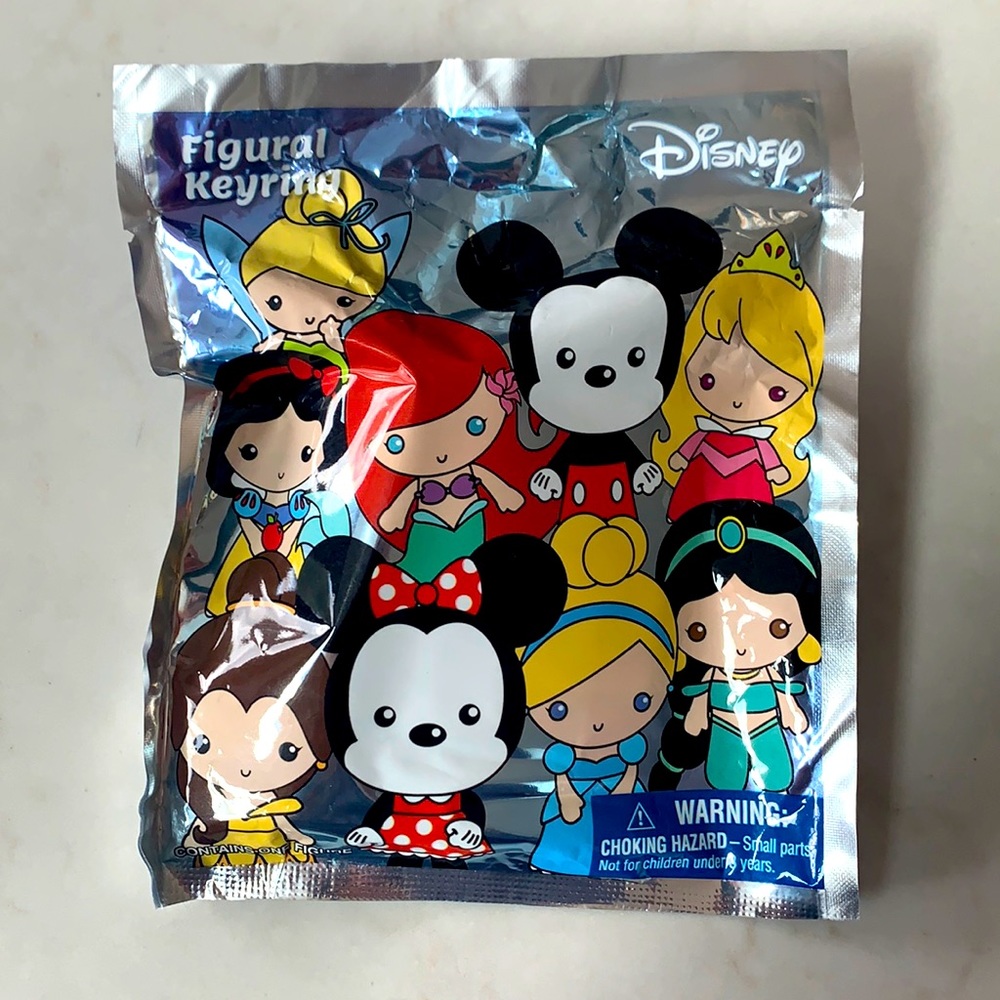 NWT Disney Figural Keyring Blind Bag!
